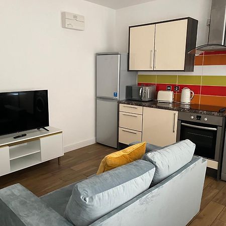 לייסטר The Blue Lagoon Apartment מראה חיצוני תמונה